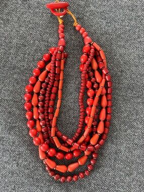 NWT FRANCES VALENTINE MULTI STRAND ORANGE-RED WOOD BEADED NECKLACE